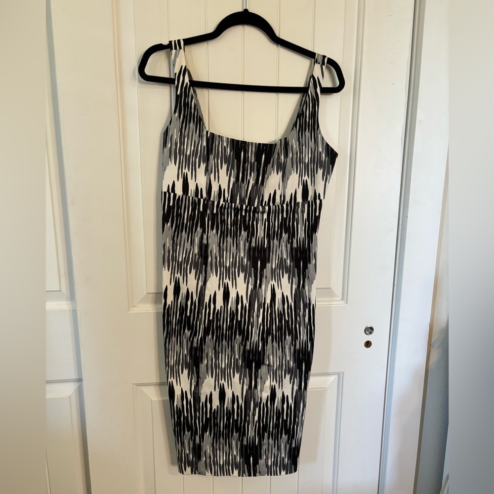 Calvin Klein Sleeveless midi Summer Dress Size 6